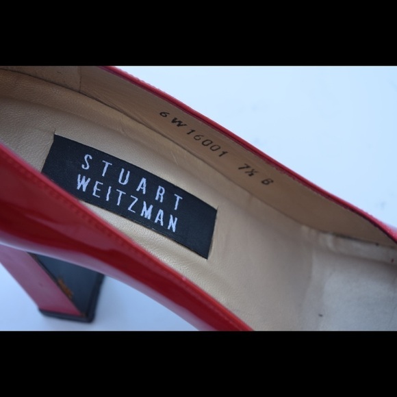 Stuart Weitzman patent pumps - Picture 5 of 8